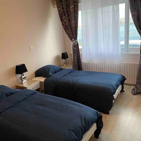 Les Iris Apartment